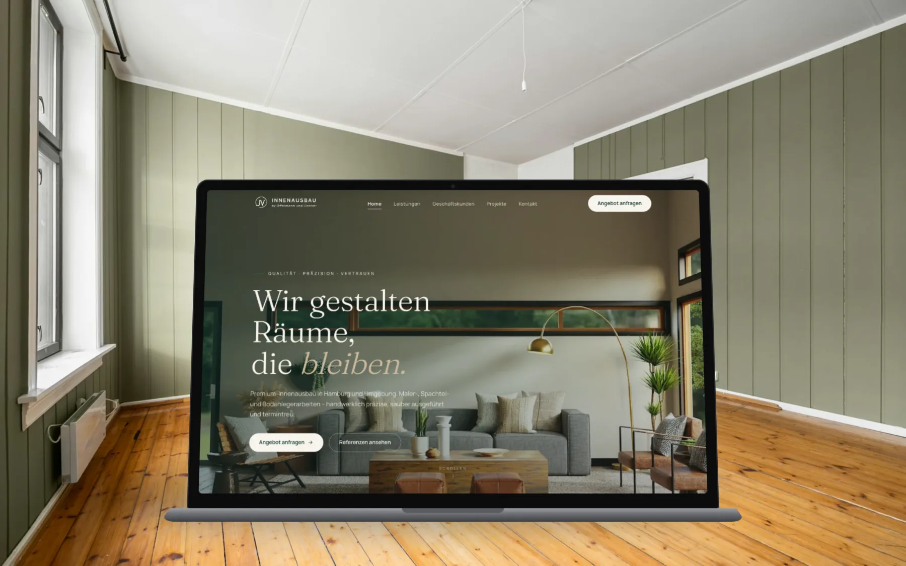 Website von JV Innenausbau auf dem Laptop