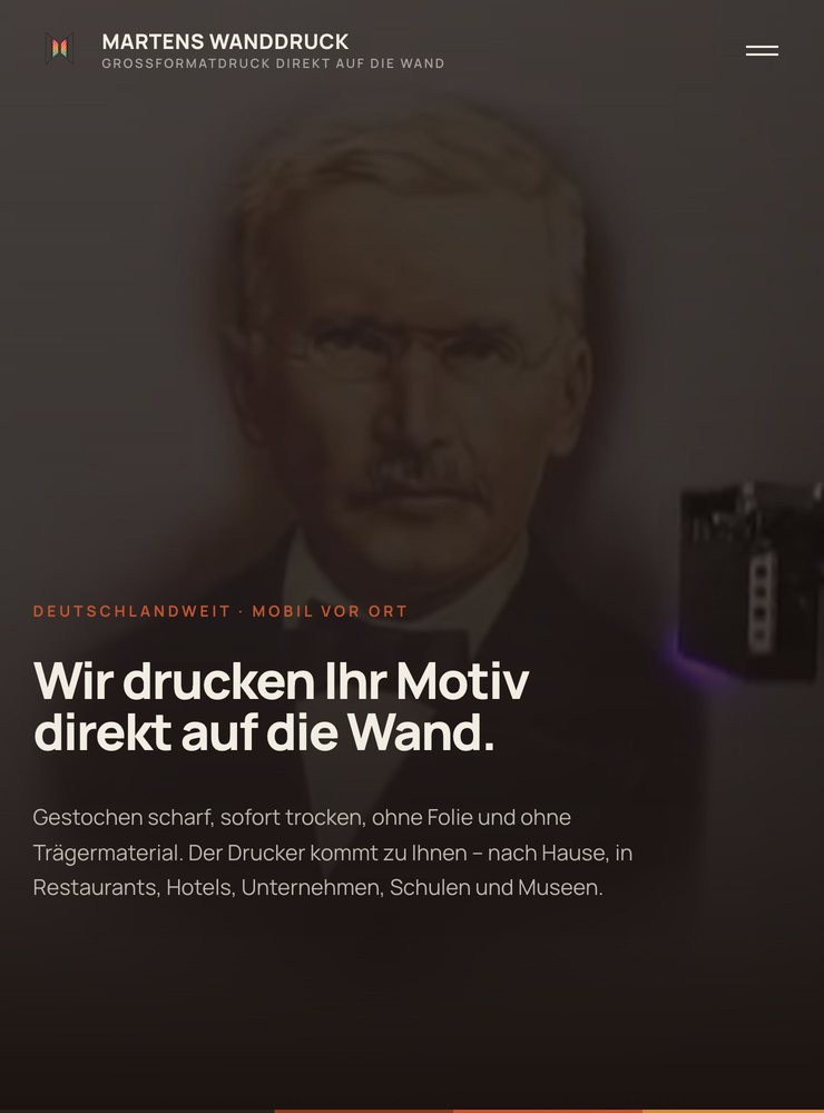 Startseite von Martens Wanddruck: Video-Hero mit der Überschrift „Wir drucken Ihr Motiv direkt auf die Wand“